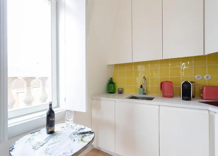 Baixa Luxury Penthouse - Stunning Downtown Views *